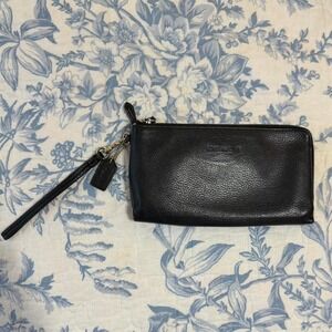 Coach Black Pebbled Leather Double Zip Wallet Wristlet Clutch, Gold Hardware